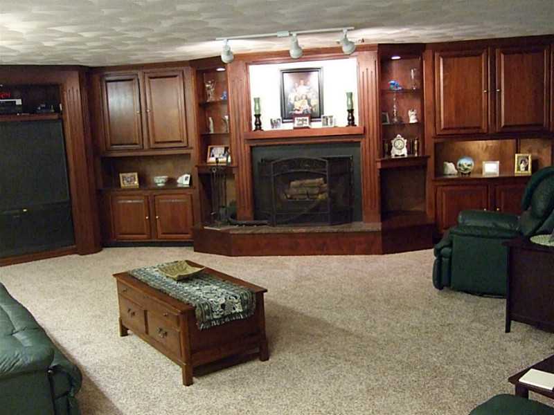 292 Arcadia Road Richmond, RI 02832 - Photo 3 of 25 Living Room.