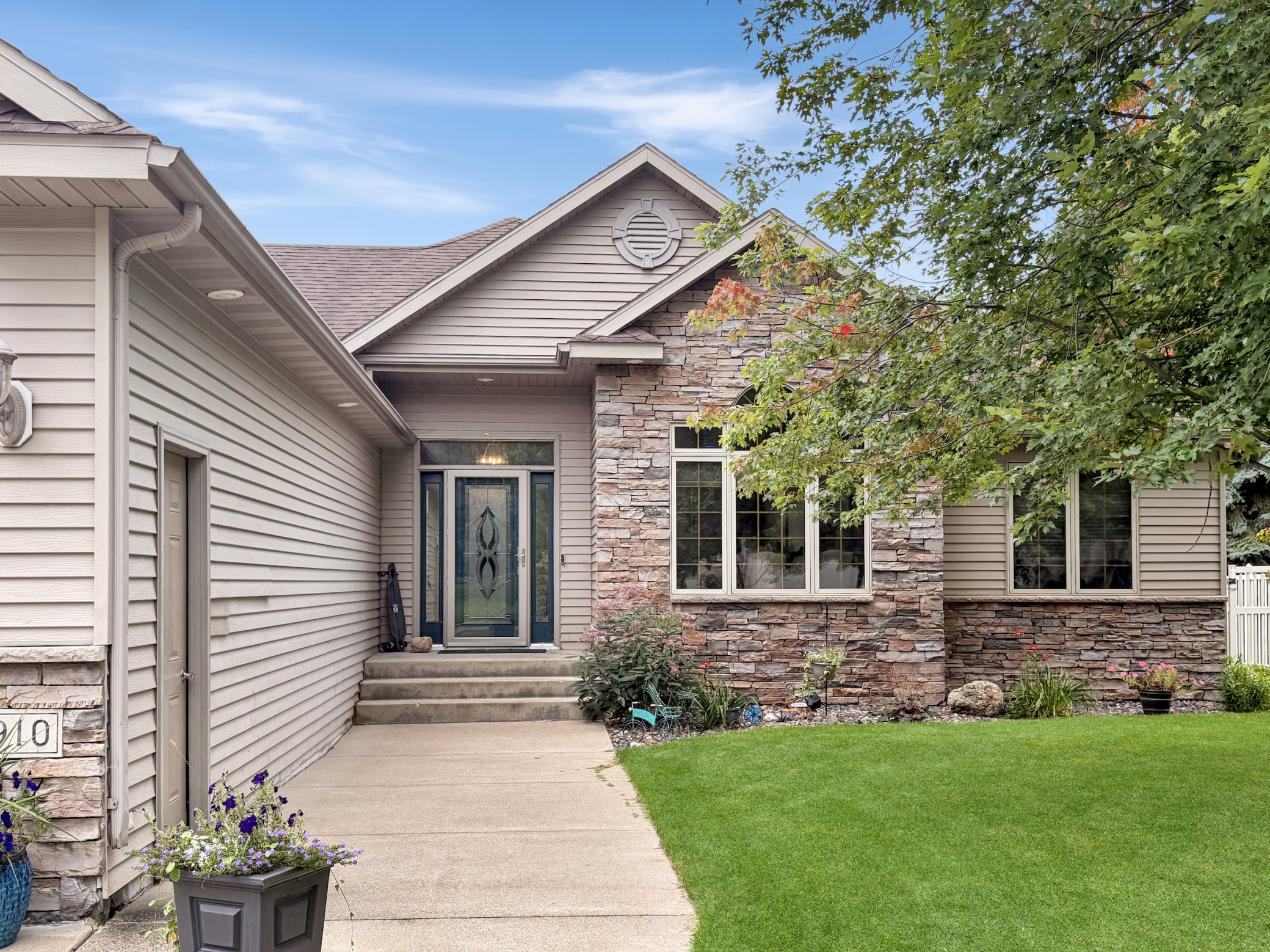 1910 Temminck Road St. Cloud, MN 56301 - Photo 2 of 22 Gallery Image 2