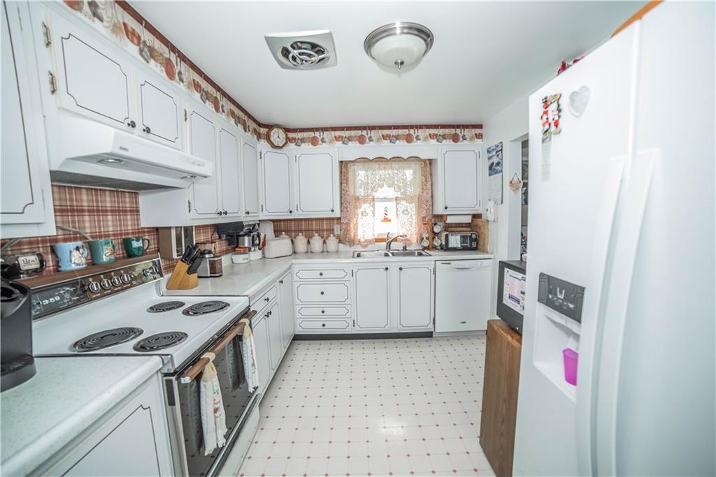 141 Marcoline Road Home, PA 15747 - Photo 13 of 25