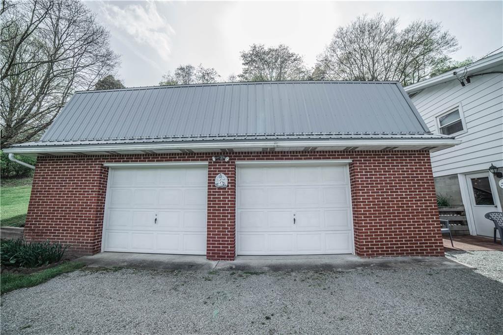 141 Marcoline Road Home, PA 15747 - Photo 4 of 25