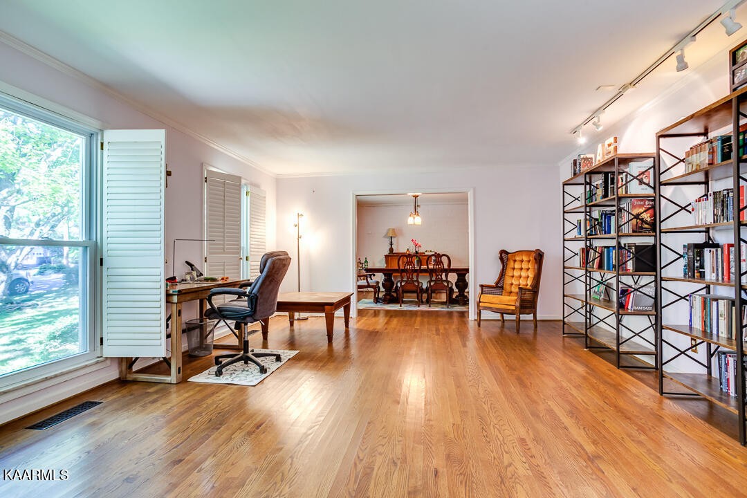 706 Kempton Road Knoxville, TN 37909 - Photo 6 of 45 Gallery Image 6