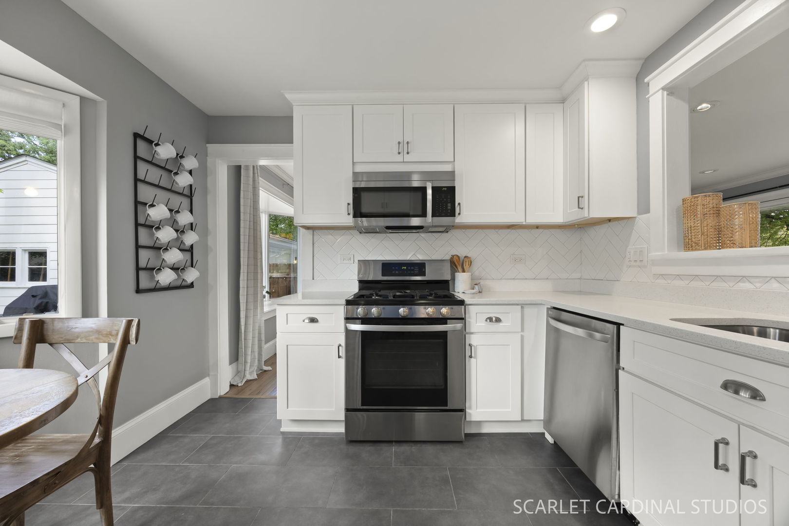 213 West Gartner Road Naperville, IL 60540 - Photo 8 of 26 Gallery Image 8