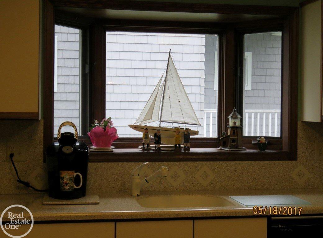 8175 Lakeshore Road Lexington, MI 48450 - Photo 22 of 70 31320267-21.JPG
