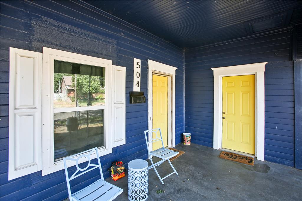 504 Preston Street Waco, TX 76704 - Photo 2 of 14 a living room with furniture and window