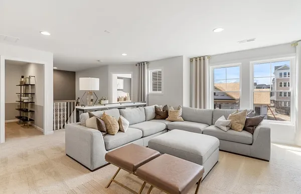 $844,999 | 12 Weathervane Drive, Unit 21, Walpole, MA 02081