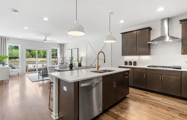 $844,999 | 12 Weathervane Drive, Unit 21, Walpole, MA 02081