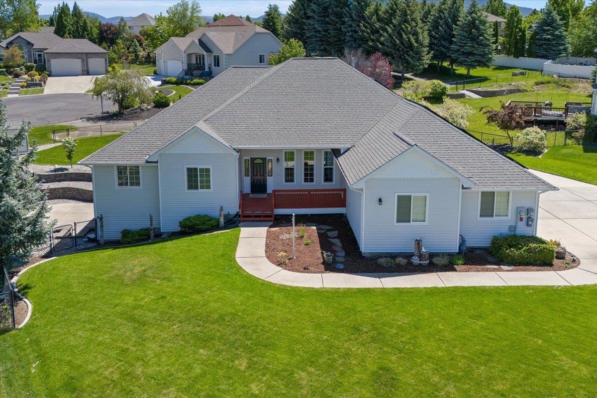 2313 South Steen Road Veradale, WA 99037 - Photo 1 of 31 Gallery Image 1