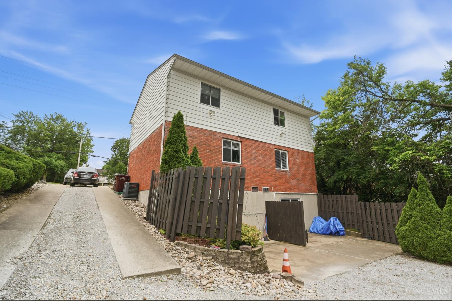 3380 North Bend Road Cincinnati, OH 45247 - Photo 31 of 38