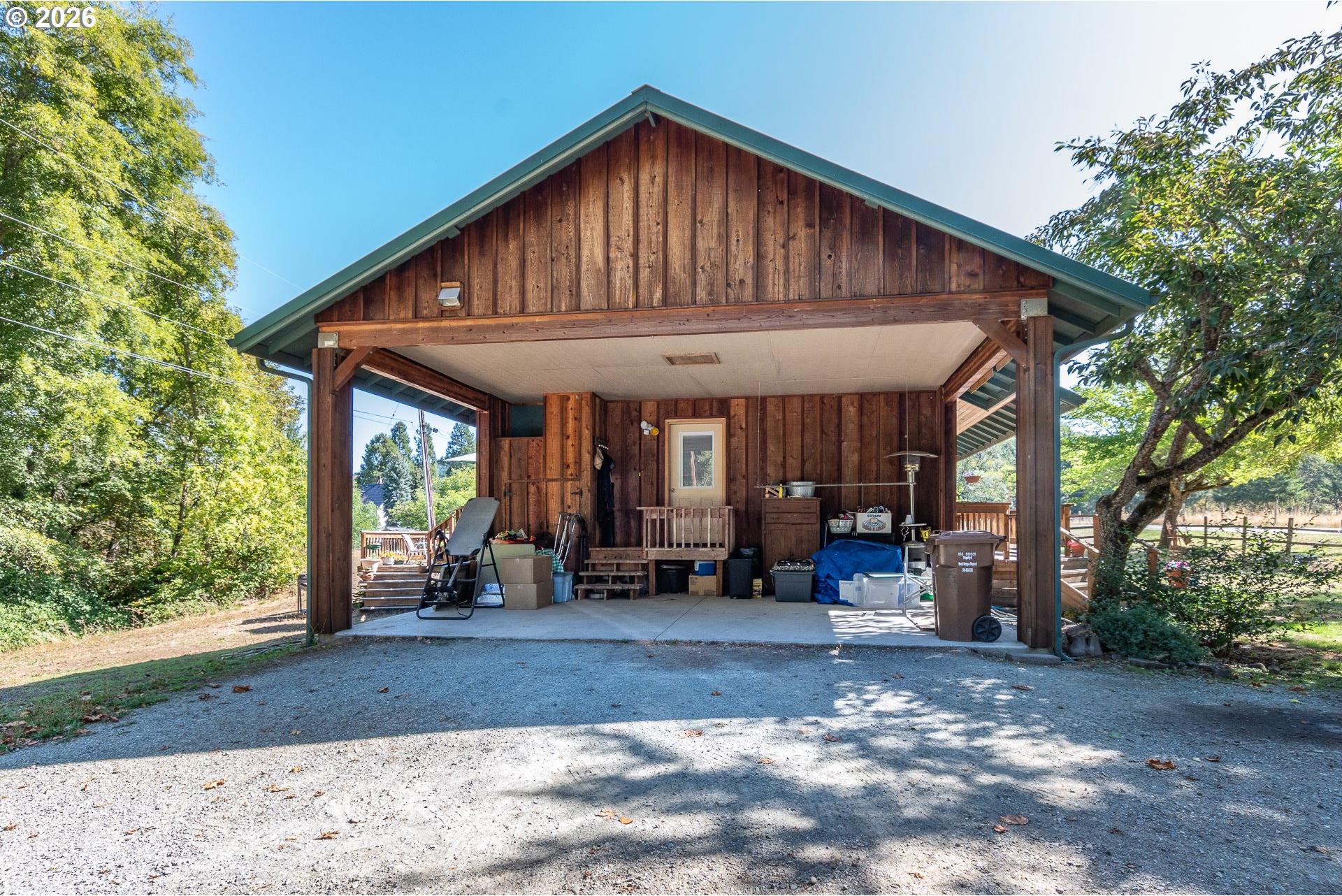 709 Ash Creek Road Riddle, OR 97469 - Photo 8 of 48 Gallery Image 8