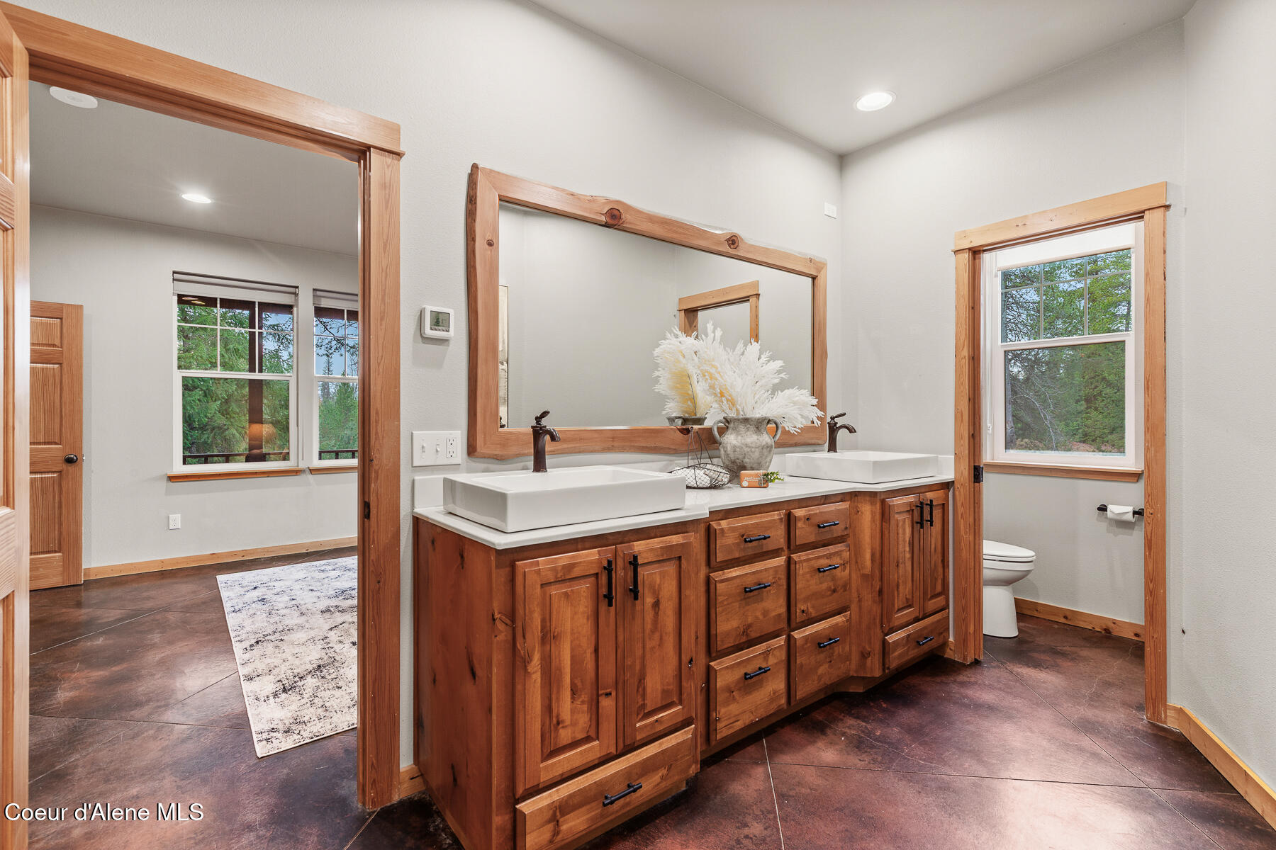 672 Hopkins Road Sandpoint, ID 83864 - Photo 26 of 67 Dual Pedestal Sink Vanity