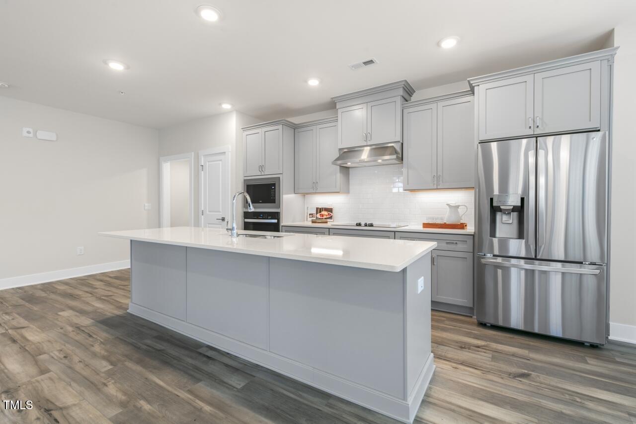 11549 Helmond Way, Unit 114 Raleigh, NC 27617 - Photo 10 of 40 Kitchen