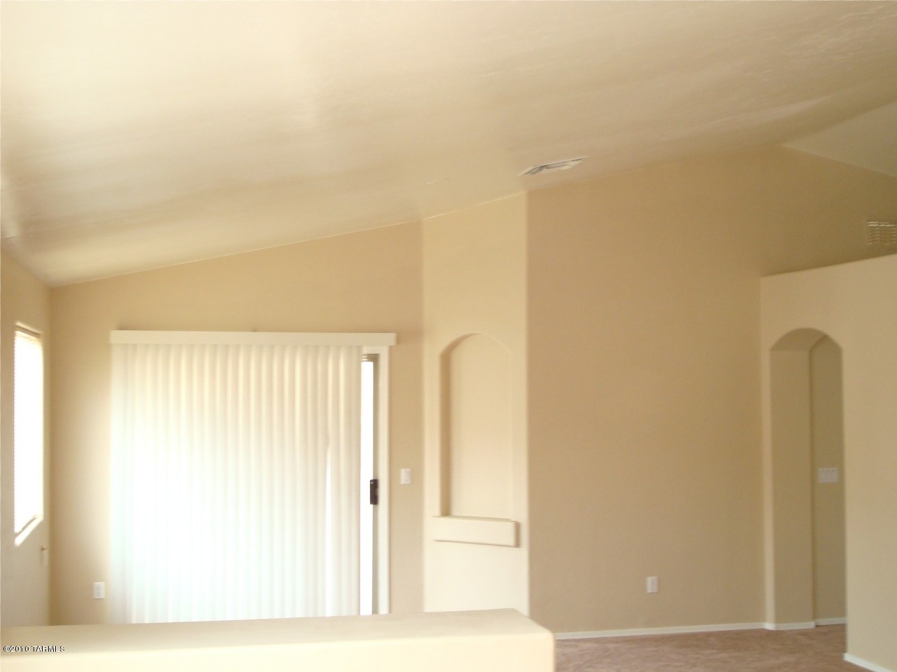 4565 South Valley Road Tucson, AZ 85714 - Photo 6 of 15