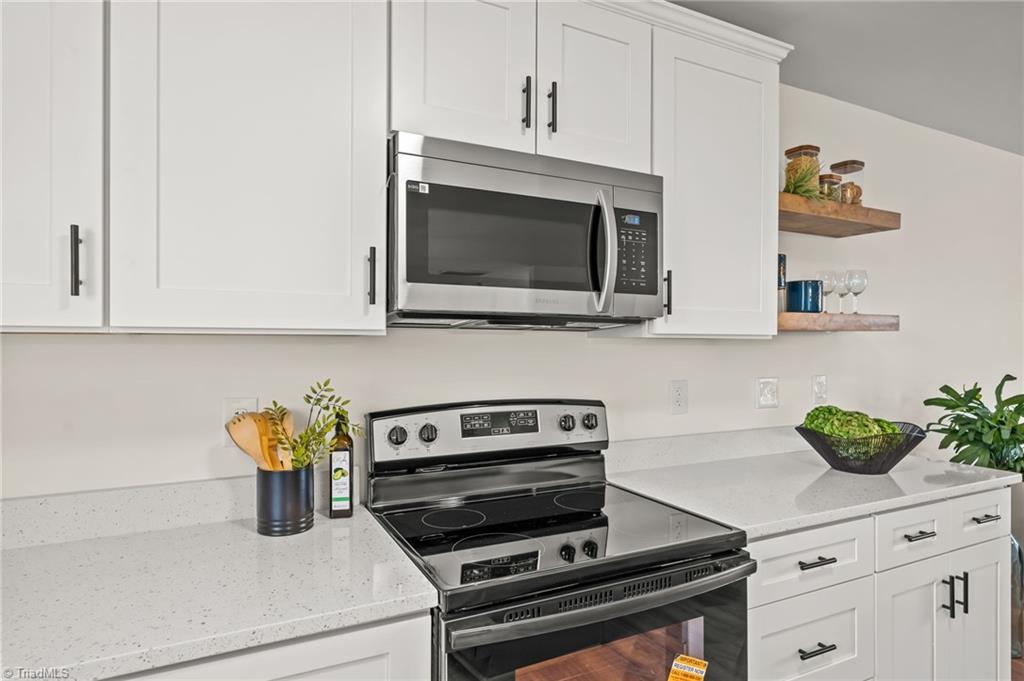1406 Chatham Drive High Point, NC 27265 - Photo 11 of 48 New Appliances!