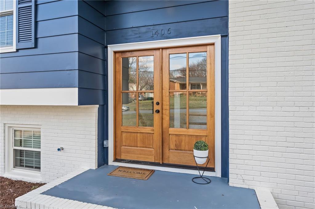 1406 Chatham Drive High Point, NC 27265 - Photo 2 of 48 Custom Doors make for a stunning Entry!