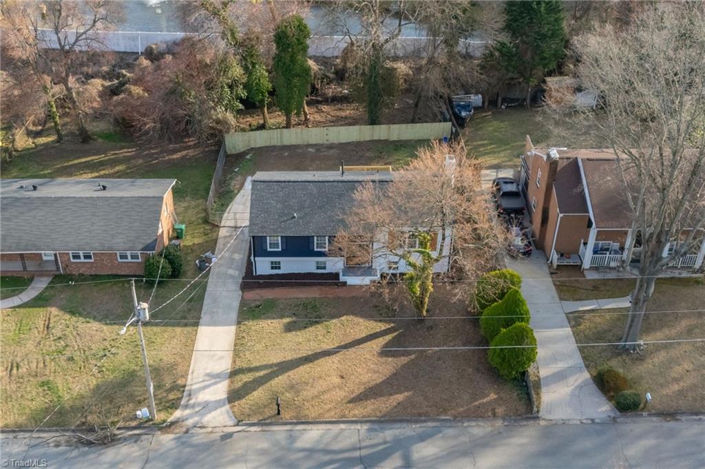 1406 Chatham Drive High Point, NC 27265 - Photo 45 of 48 Ready for a garden? Space for this!