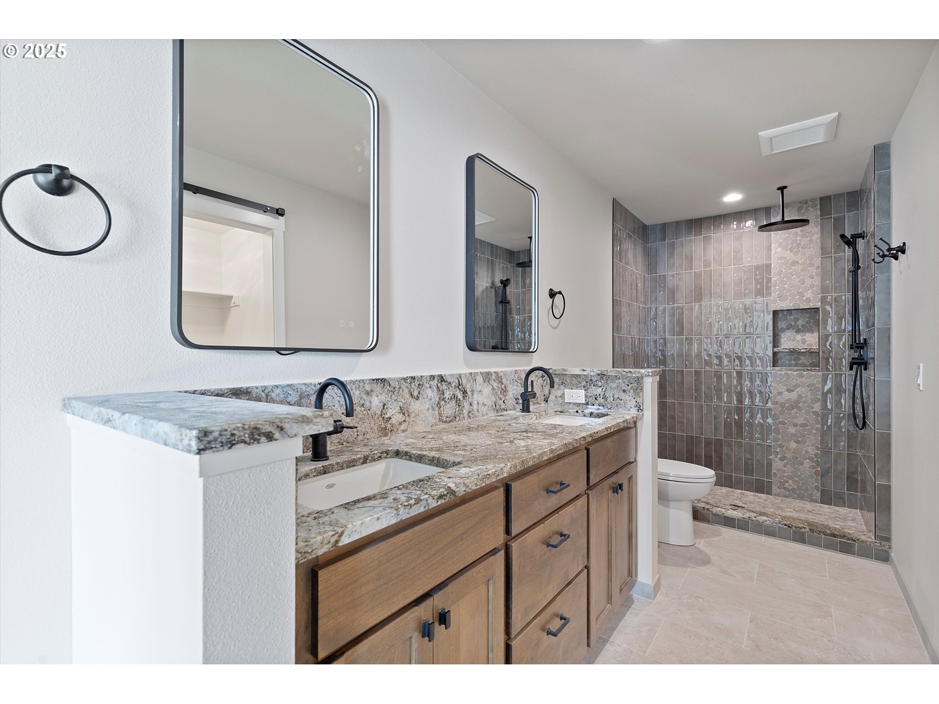 819 Southwest 13th Street, Unit 2 Newport, OR 97365 - Photo 28 of 35