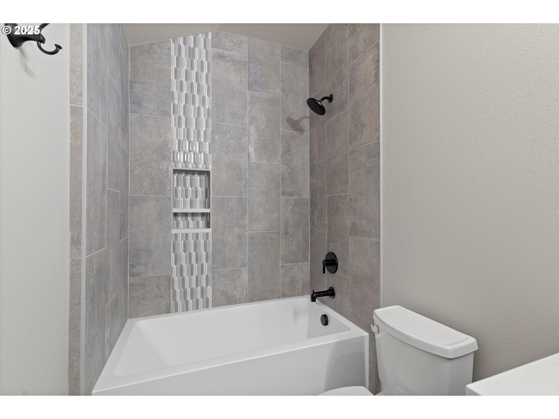 819 Southwest 13th Street, Unit 2 Newport, OR 97365 - Photo 30 of 35