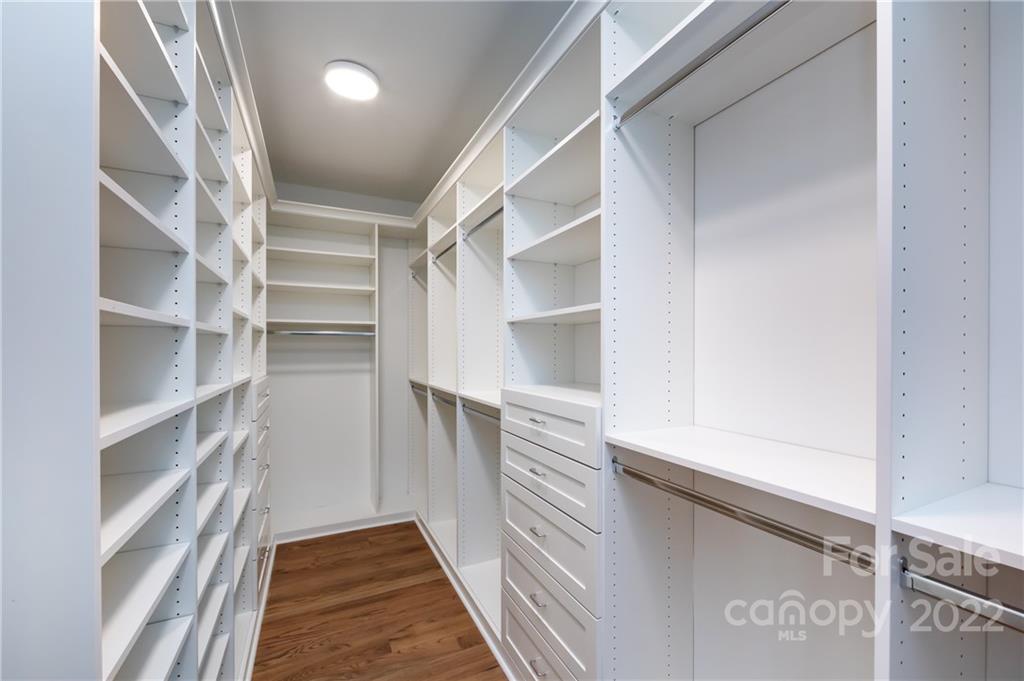 1700 Sterling Road Charlotte, NC 28209 - Photo 22 of 32 Gallery Image 22