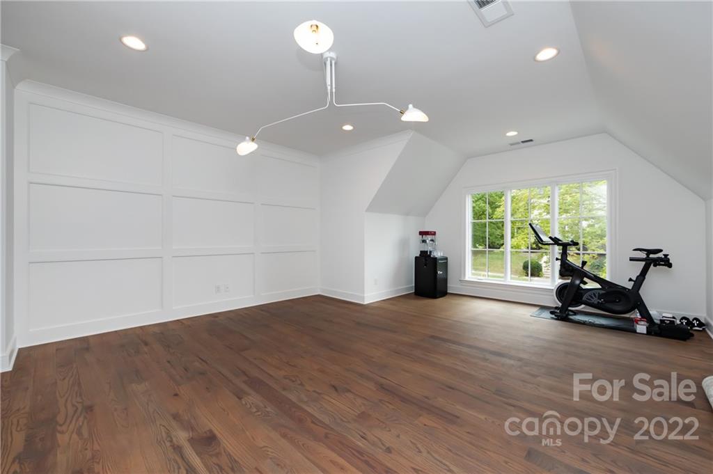 1700 Sterling Road Charlotte, NC 28209 - Photo 28 of 32 Gallery Image 28