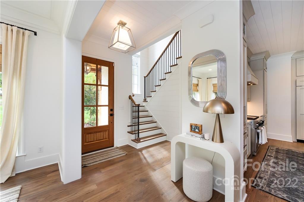1700 Sterling Road Charlotte, NC 28209 - Photo 3 of 32 Gallery Image 3