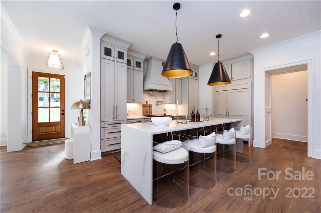1700 Sterling Road Charlotte, NC 28209 - Photo 8 of 32 Gallery Image 8