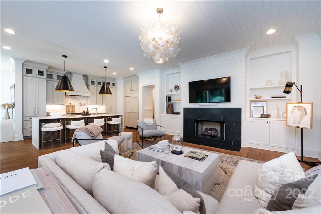 1700 Sterling Road Charlotte, NC 28209 - Photo 10 of 32 Gallery Image 10