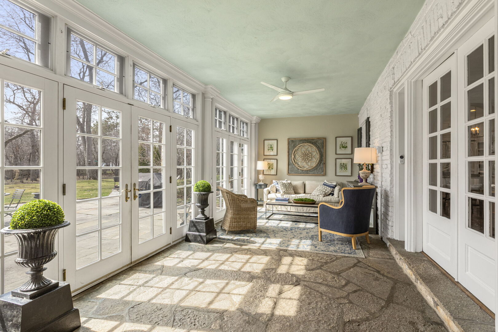 965 Castlegate Court Lake Forest, IL 60045 - Photo 22 of 48 a living room with fireplace furniture and a window