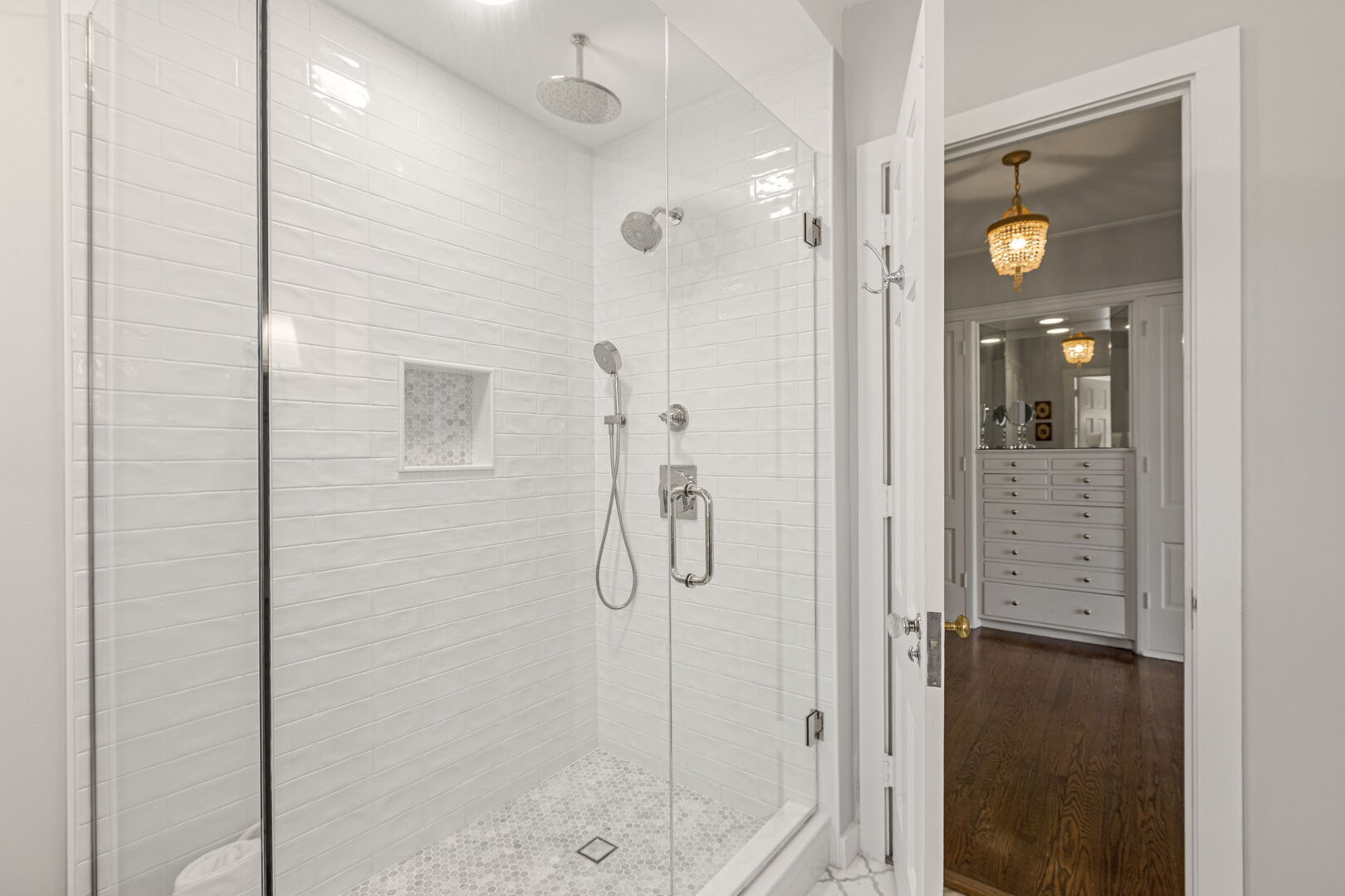 965 Castlegate Court Lake Forest, IL 60045 - Photo 31 of 48 a bathroom with a shower