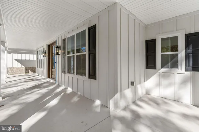 $1,199,999 | 17 Mistletoe Lane, Shepherdstown, WV 25443