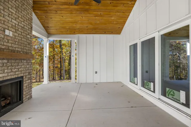 $1,199,999 | 17 Mistletoe Lane, Shepherdstown, WV 25443