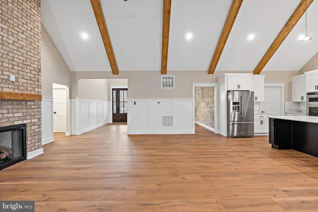 $1,199,999 | 17 Mistletoe Lane, Shepherdstown, WV 25443