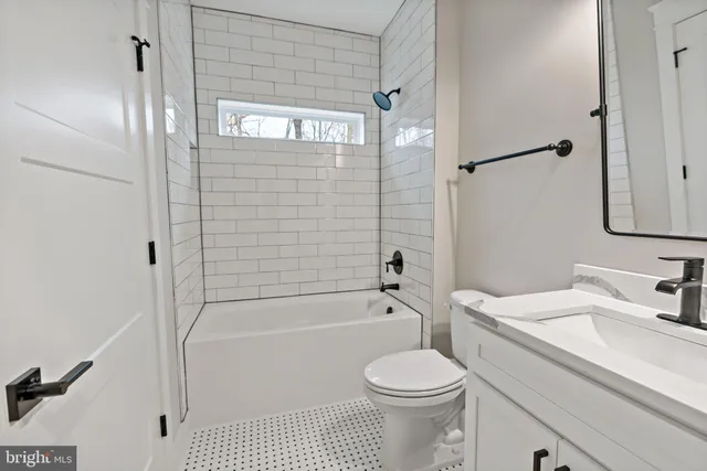 $1,199,999 | Mistletoe Lane, Shepherdstown, WV 25443