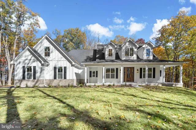 $1,199,999 | Mistletoe Lane, Shepherdstown, WV 25443