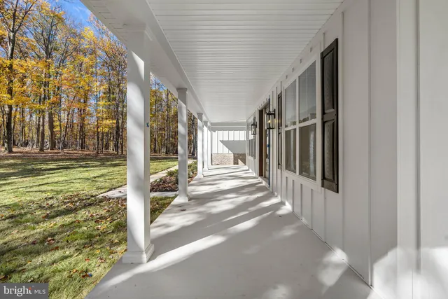 $1,199,999 | 17 Mistletoe Lane, Shepherdstown, WV 25443