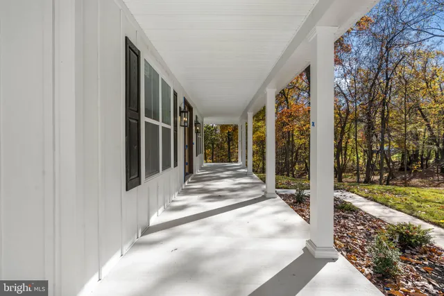 $1,199,999 | 17 Mistletoe Lane, Shepherdstown, WV 25443