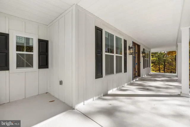 $1,199,999 | Mistletoe Lane, Shepherdstown, WV 25443