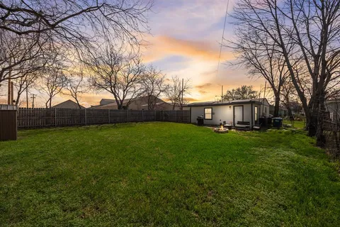 $249,000 | 2345 Brothers Street, Fort Worth, TX 76106