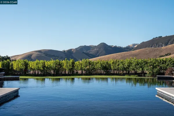 $12,300,000 | 940 Eagle Ridge Drive, Danville, CA 94506