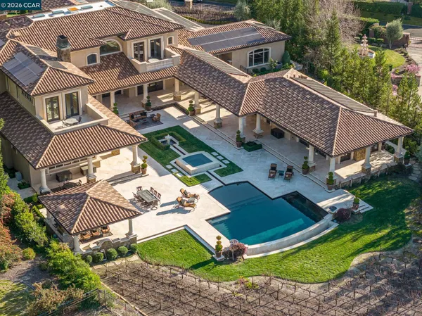 $12,300,000 | 940 Eagle Ridge Drive, Danville, CA 94506