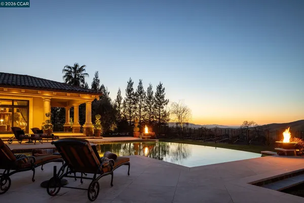 $12,300,000 | 940 Eagle Ridge Drive, Danville, CA 94506