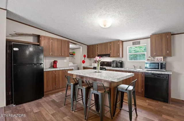 $245,000 | 934 Holly Glen Road, Decatur, TN 37322