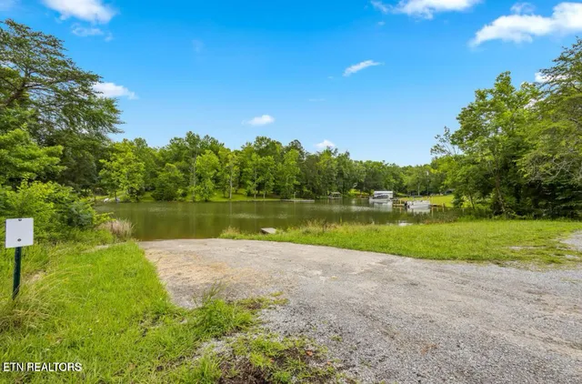 $245,000 | 934 Holly Glen Road, Decatur, TN 37322