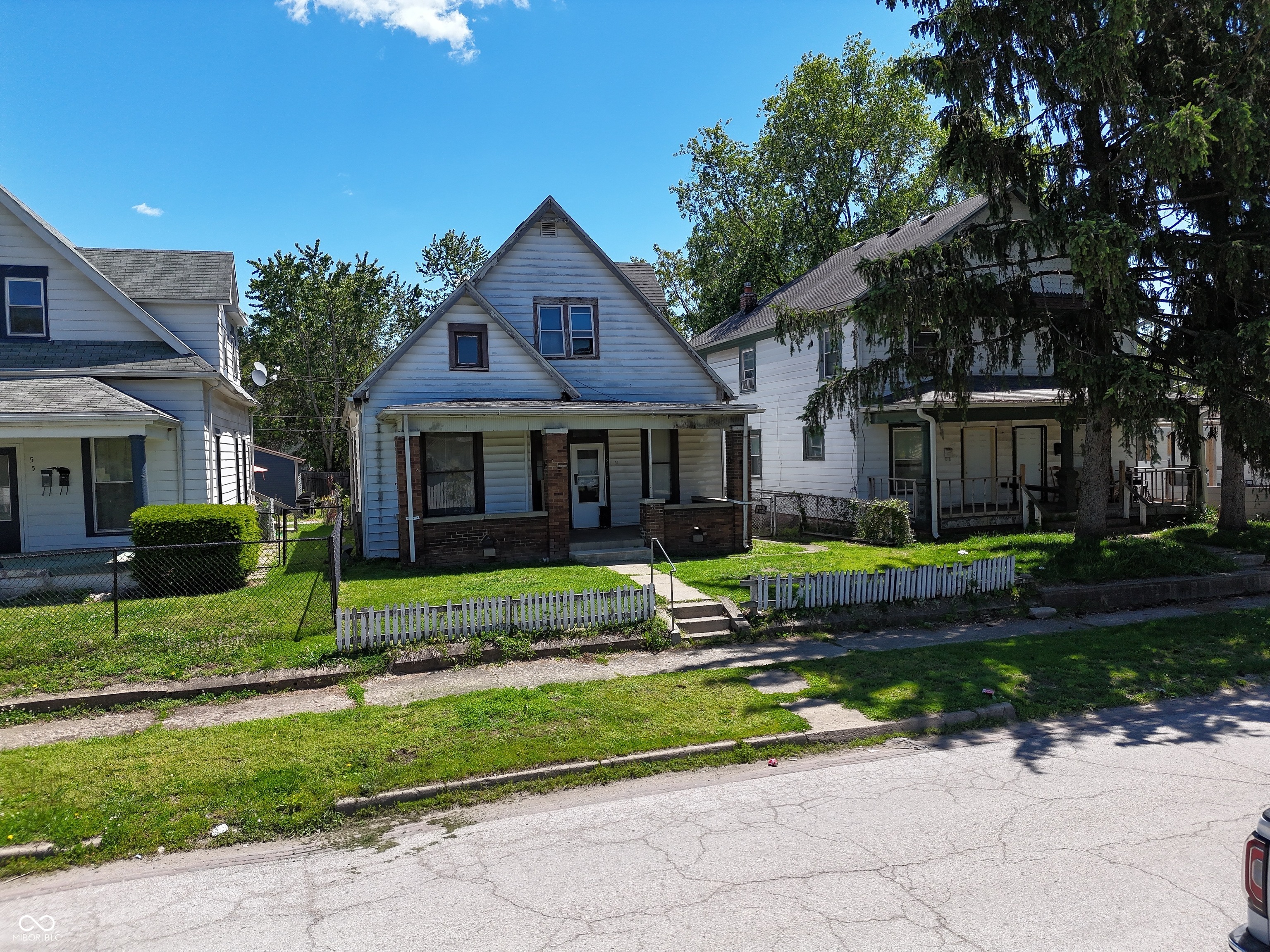 51 North Addison Street Indianapolis, IN 46222 - Photo 2 of 15
