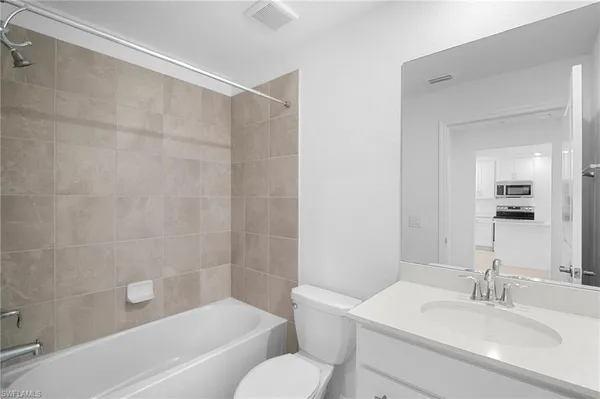 $2,100 | 15155 Bluffton Lane, Unit 517, Babcock Ranch, FL 33982