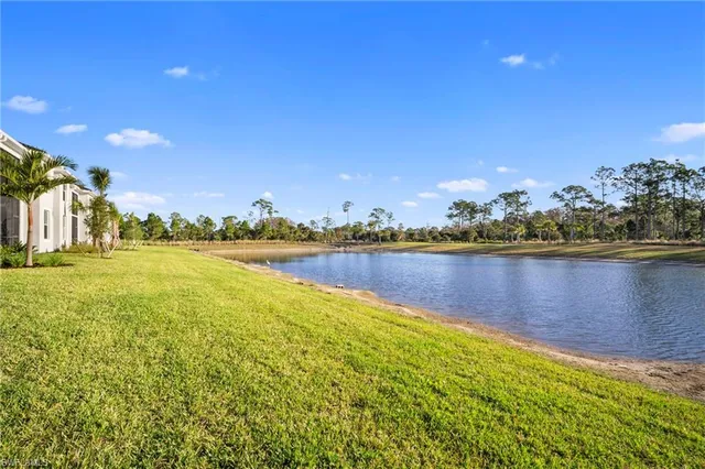 $2,400 | 15155 Bluffton Lane, Unit 517, Babcock Ranch, FL 33982