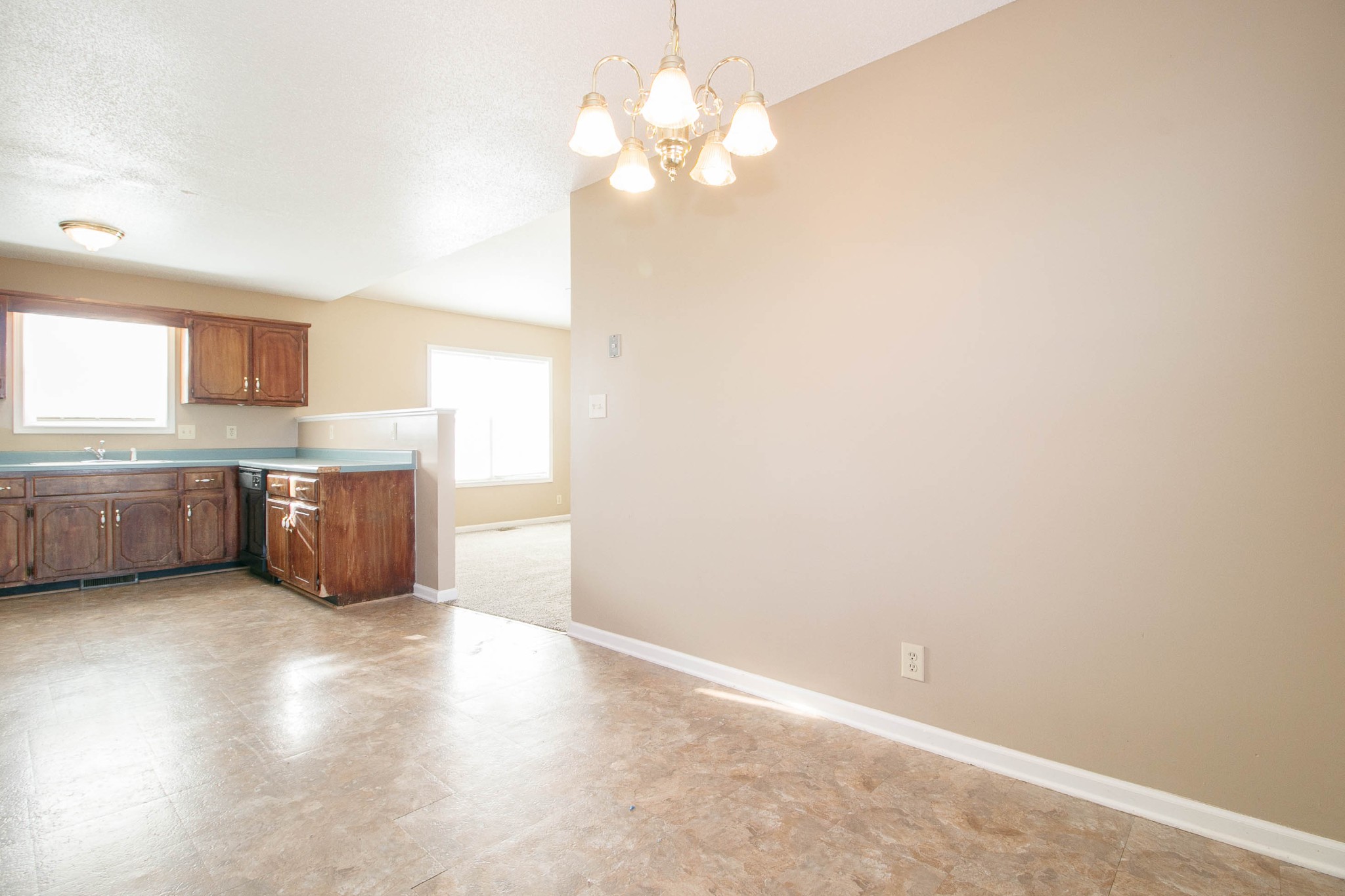 1945 Timberline Circle Oak Grove, KY 42262 - Photo 15 of 31