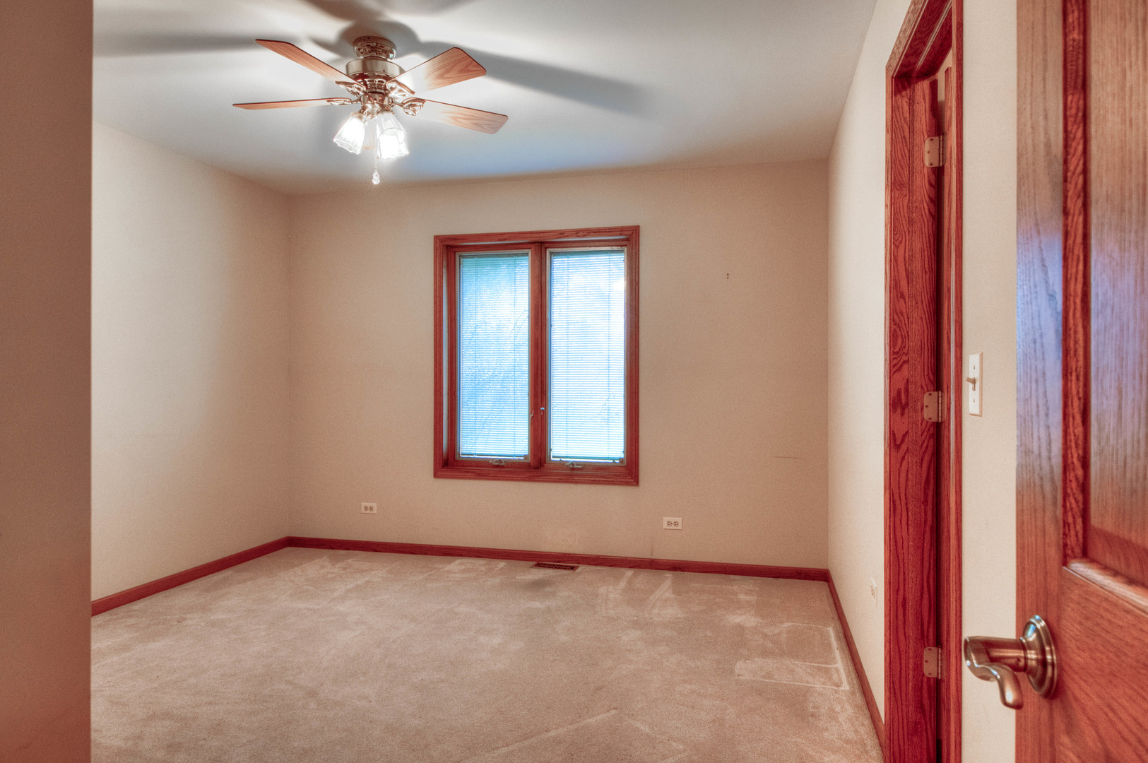 20501 Hebron Road Harvard, IL 60033 - Photo 32 of 49 a view of an empty room with a window