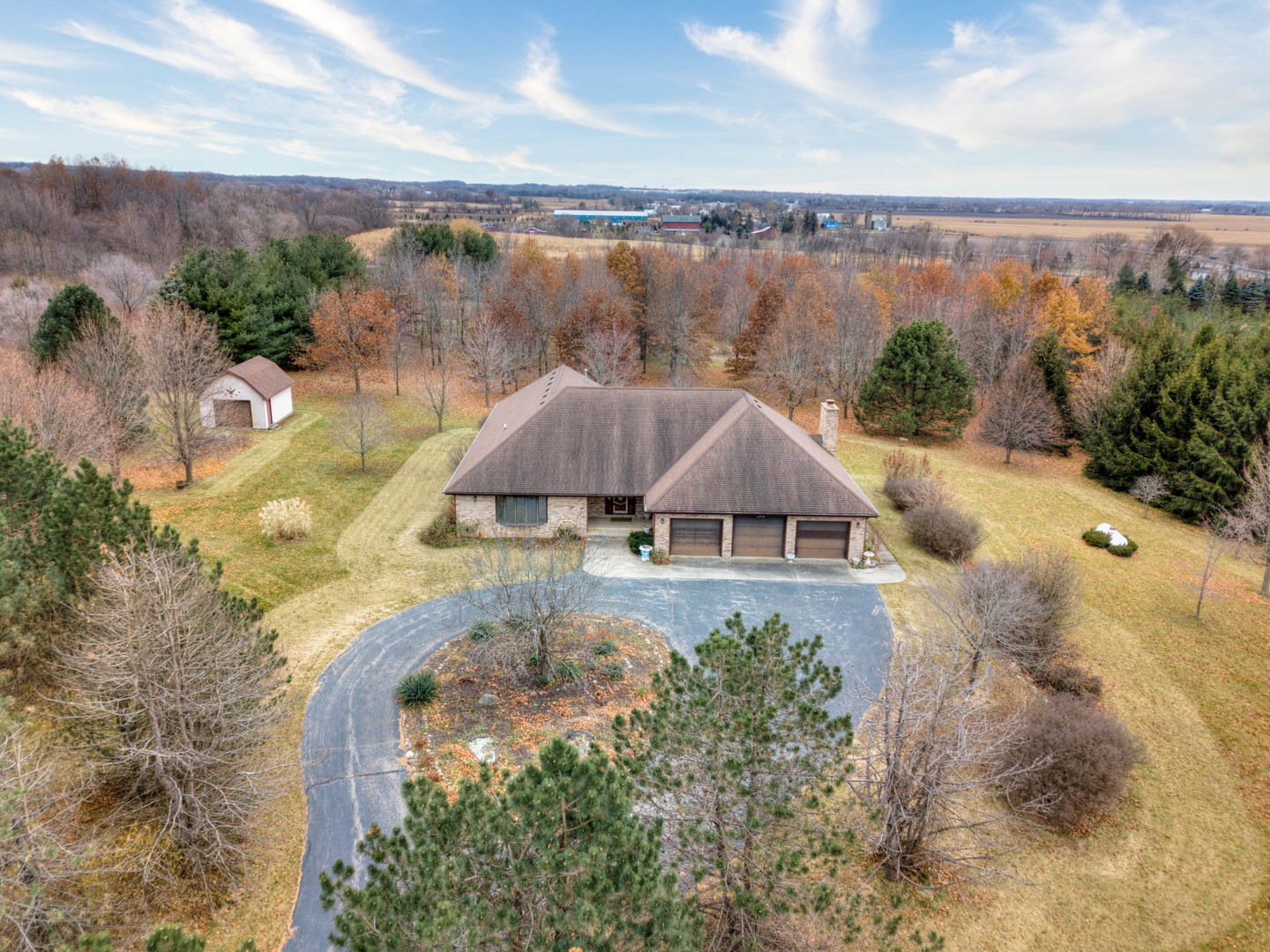 20501 Hebron Road Harvard, IL 60033 - Photo 43 of 49 a aerial view of a house with a yard and lake view