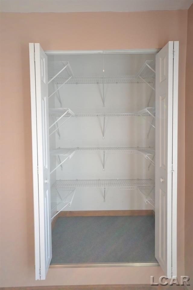 873 Addison Street Adrian, MI 49221 - Photo 22 of 53 50035726-21.JPG