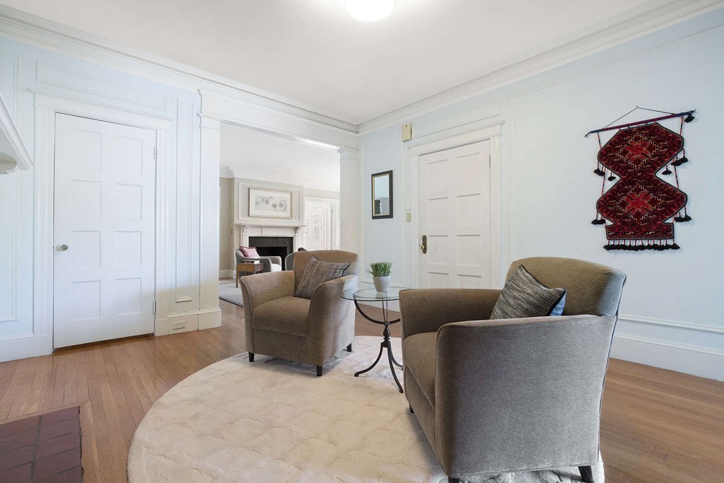 14 Rawson Road, Unit 2 Brookline, MA 02445 - Photo 4 of 23